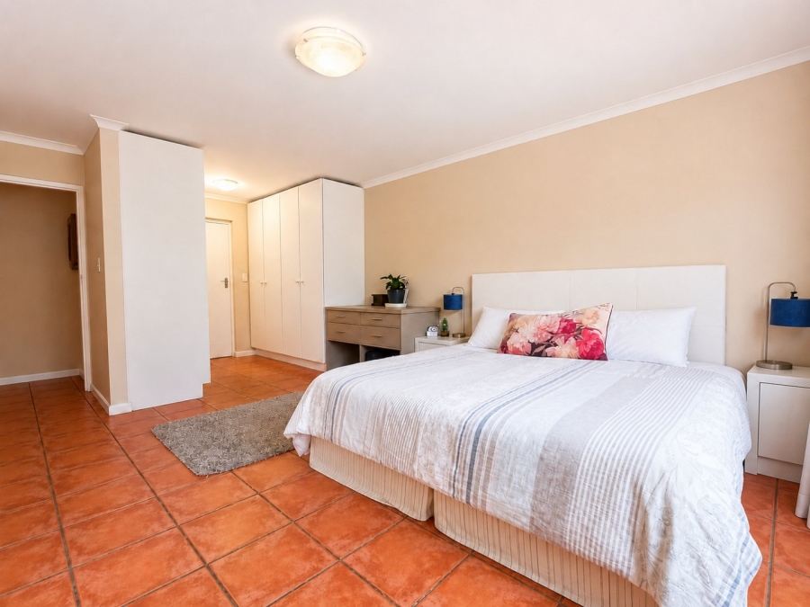 4 Bedroom Property for Sale in Parklands Western Cape